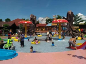 Dynasty Water World Gresik