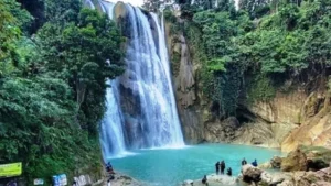 Air Terjun Nglirip