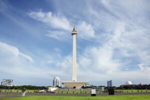 Monas