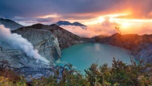 Paket Wisata Dieng Kawah Ijen