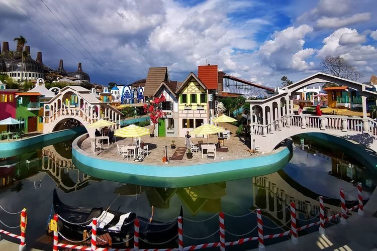 Tempat Wisata Semarang Dusun Semilir Murah