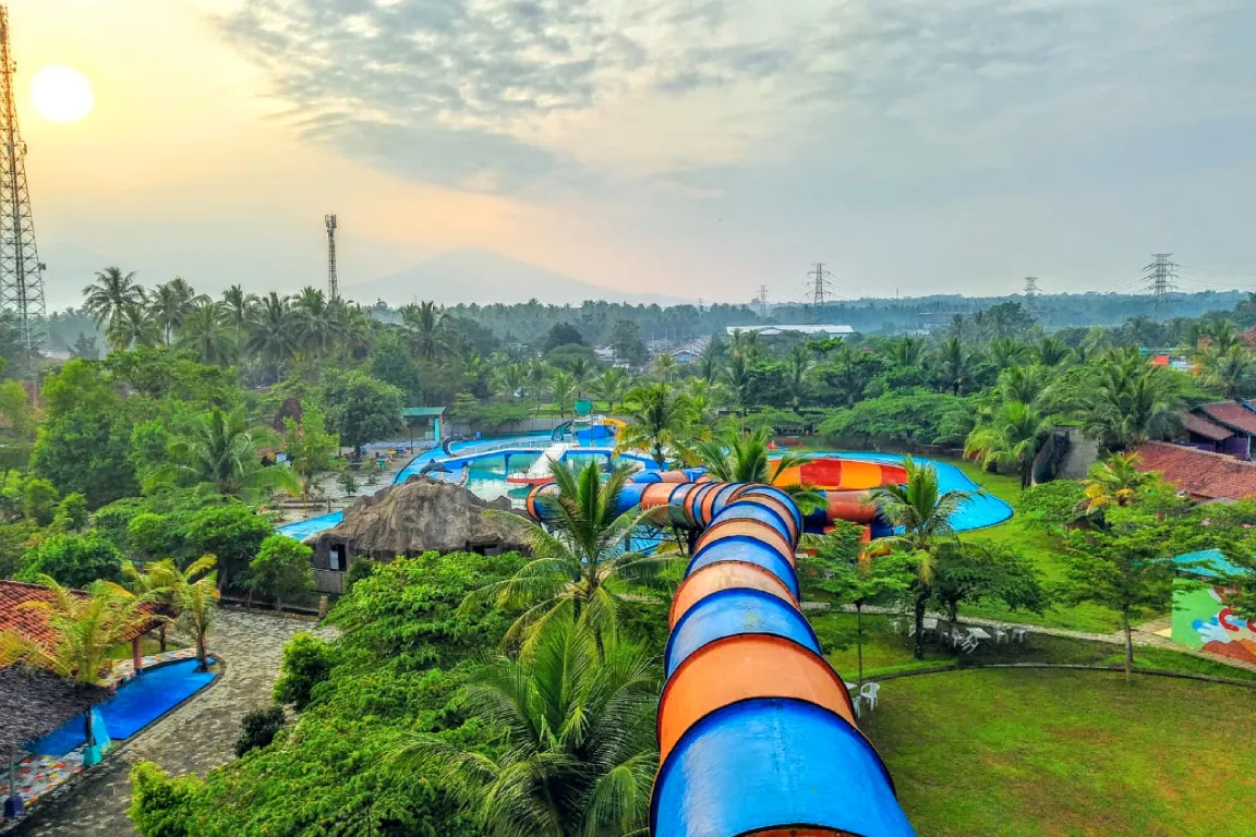 Waterpark Coconut Island Carita